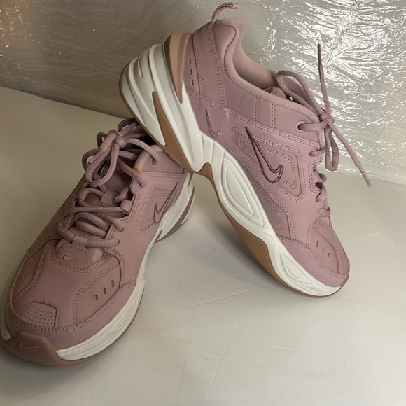 Nike Shoes - New Nike Sneakers